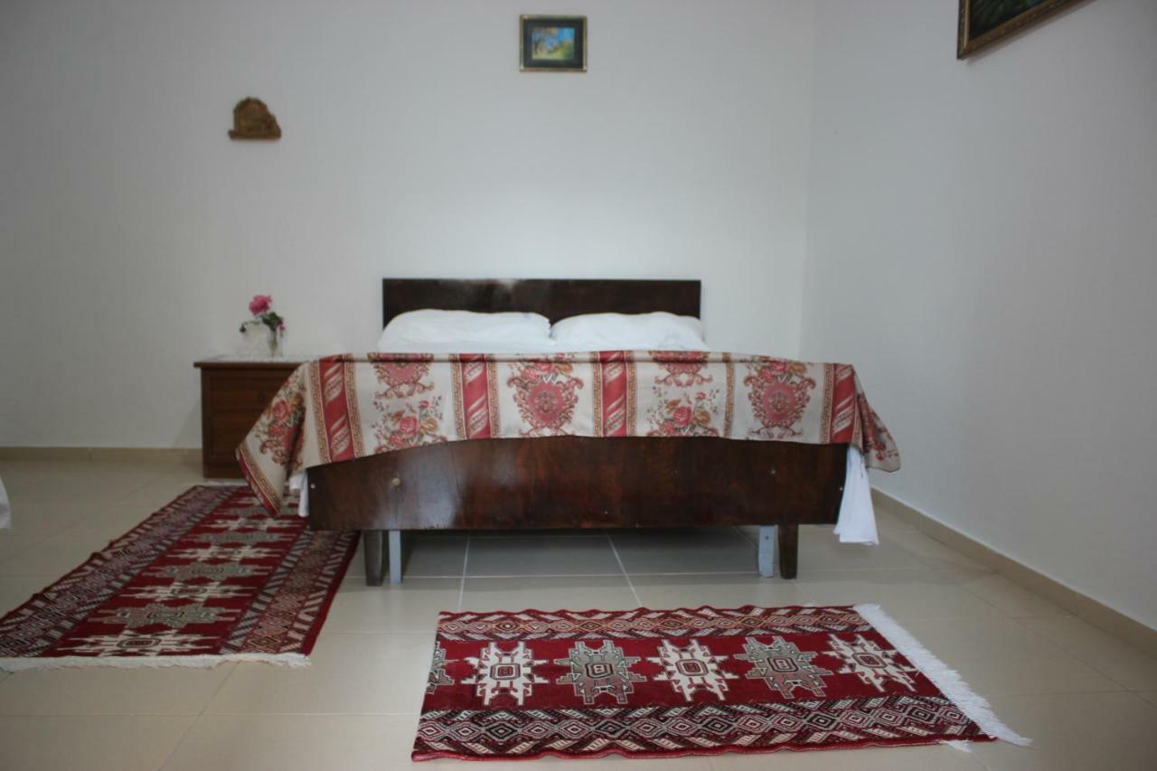 Guest House Noah&Kristel Берат Экстерьер фото